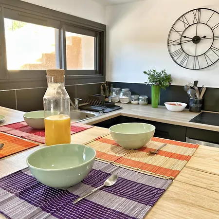 Apartment Le Mas Olive, Confortable Avec Piscine Ollioules